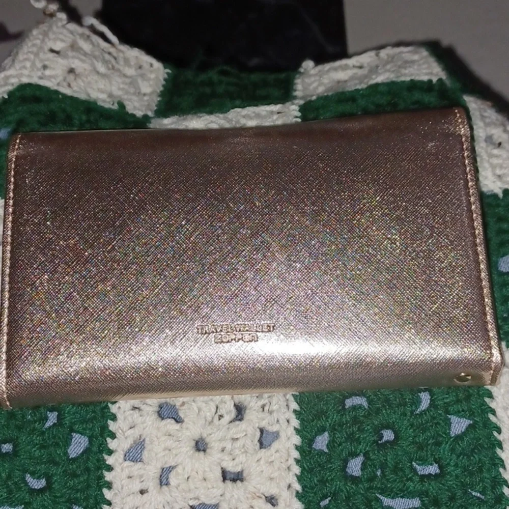 Zoppen travel passport wallet Ver. 4 rose gold.